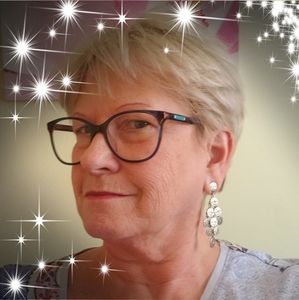 Meet your Posher, Anne